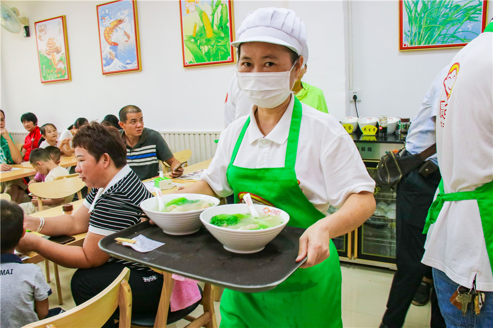 餃子云吞加盟店生意越來(lái)越差了，這些地方該改進(jìn)了